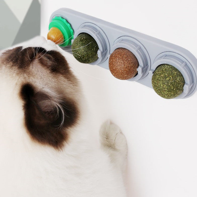 Funtails Catnip Rotating Mint Ball